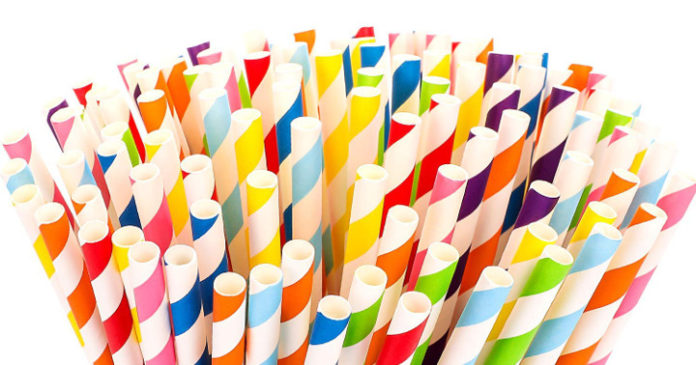 Słomki z papieru produktem przyszłości