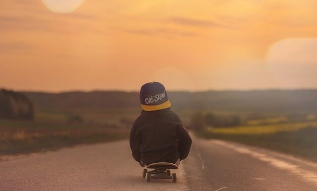 Jaki Kask na deskorolkę?