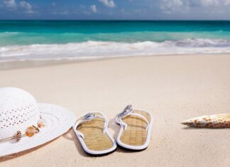 Czy na basenie Kupię klapki?